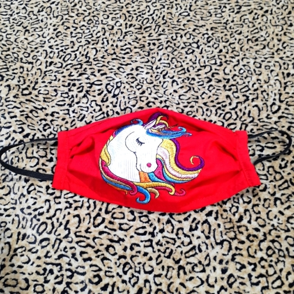 💥3/$25💥NIB Unicorn Mask -L - Picture 2 of 6